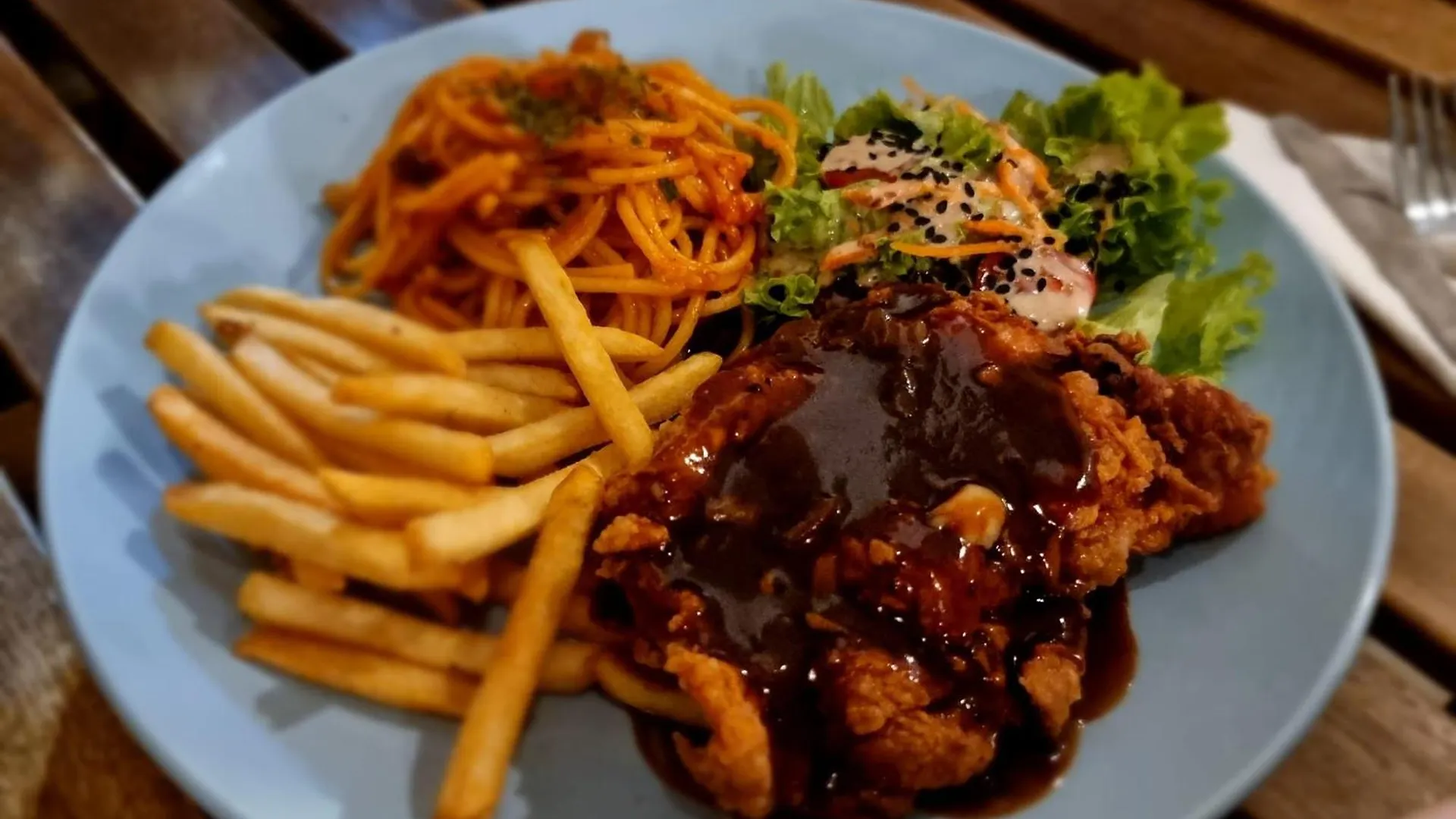 Capsule hotel V Space Capsule Cafe Melaka
