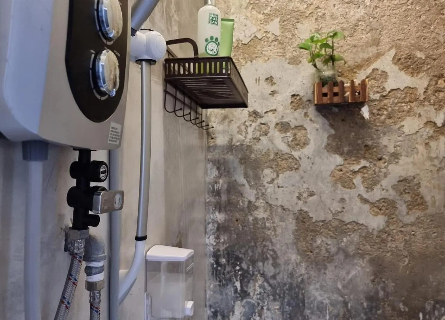 Capsule hotel V Space Capsule Cafe Melaka